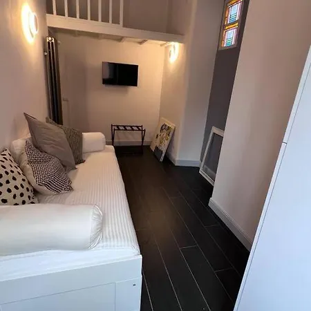 Lovely Art&design 2 Bdrms Flat *