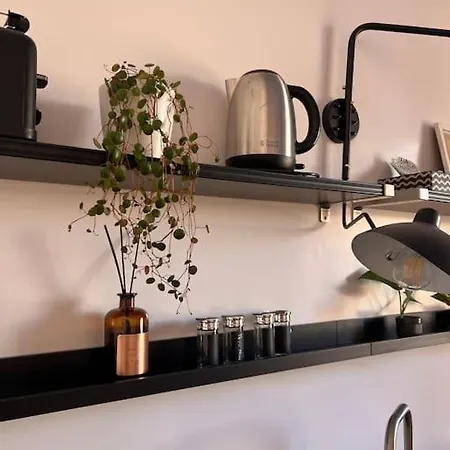 Lovely Art&design 2 Bdrms Flat Апартаменты *